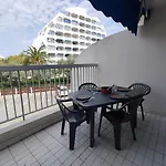 1St Line Modern Studio-Private Parking