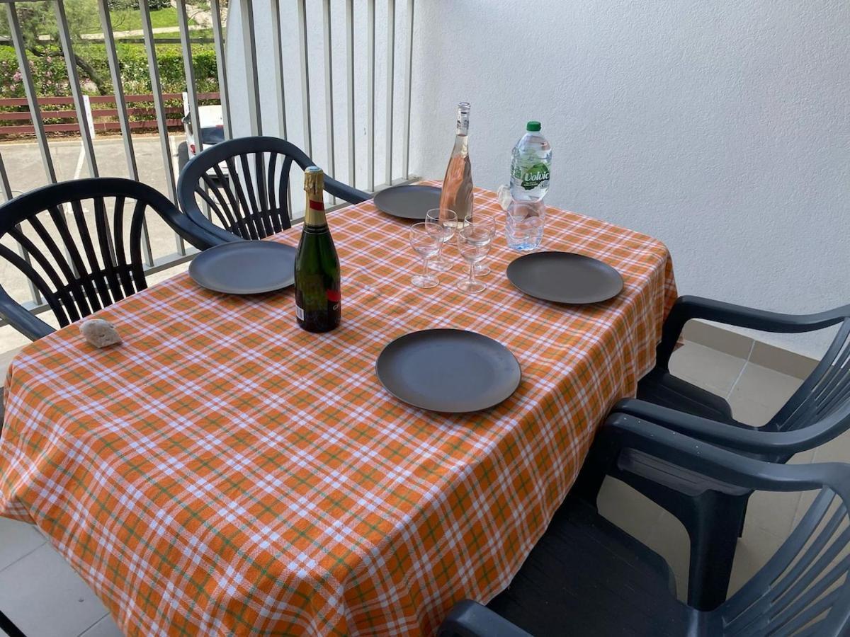1st Line Modern Studio-private Parking Appartement